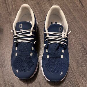 On Cloud 5 Size 6
